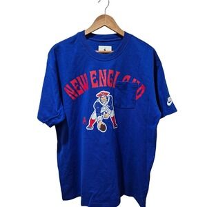 Nike New England Patriots Loose Fit‎ Pocket Shirt Mens Medium NEW NFL
